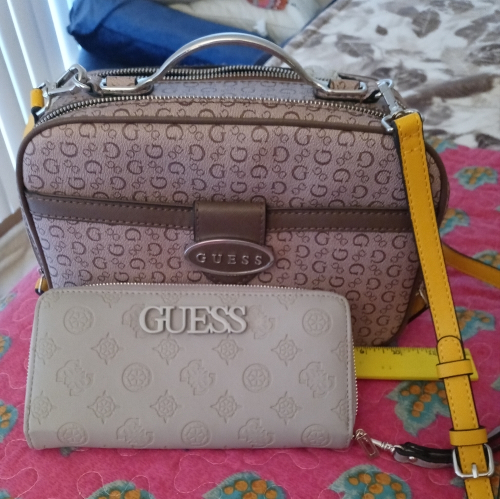 Guess purse only